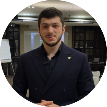 Адамідіс Євгеній Ніколаос - Стоматолог-хірург