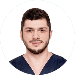 Євгеній Адамідіс - Стоматолог-хірург