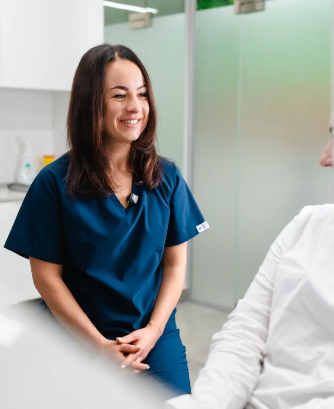 Реставрация зубов в клинике Brillant Dental